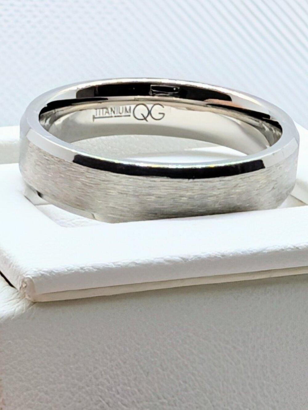 NEW  Titanium Band